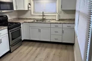 3027 Wilshire Ave, Markham, IL 60428 - Photo 8