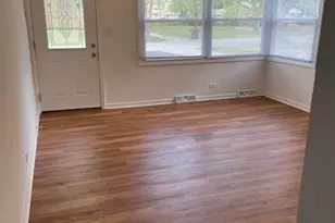 3027 Wilshire Ave, Markham, IL 60428 - Photo 6