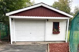 3027 Wilshire Ave, Markham, IL 60428 - Photo 4