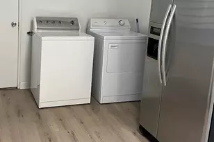 3027 Wilshire Ave, Markham, IL 60428 - Photo 10