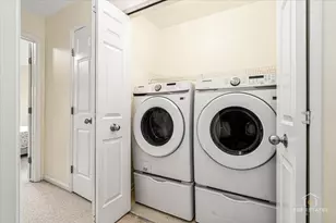 1215 W 33rd St, Chicago, IL 60608 - Photo 26
