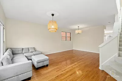 1215 W 33rd Street, Chicago, IL 60608 - Photo 2