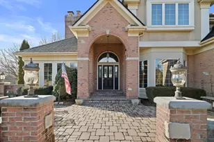 1133 Bull Valley Dr, Woodstock, IL 60098 - Photo 2