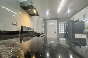 8312 S Kenwood Ave, Chicago, IL 60619 - Photo 10