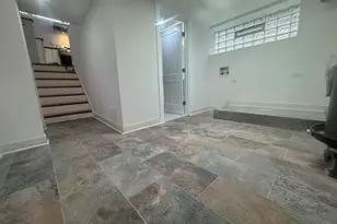 8312 S Kenwood Ave, Chicago, IL 60619 - Photo 22