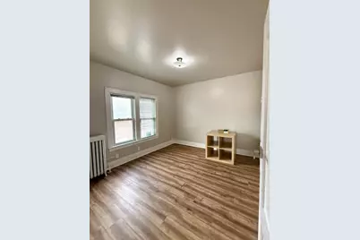 943 W Galena Boulevard #1, Aurora, IL 60506 - Photo 4