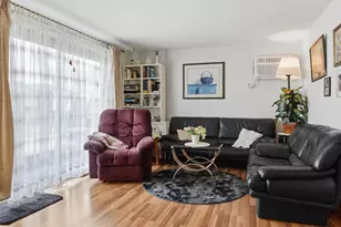 7329 W 85th Pl, Bridgeview, IL 60455 - Photo 4