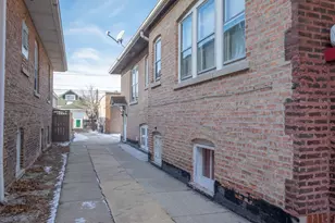 2418 Oak Park Ave, Berwyn, IL 60402 - Photo 6