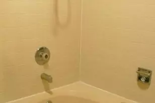 40 Sarahs Grove Ln, Schaumburg, IL 60193 - Photo 14