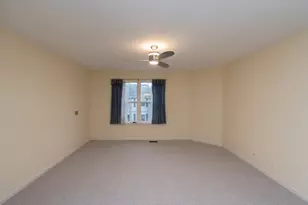 [Address not provided], Gurnee, IL 60031 - Photo 12