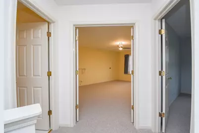 [Address not provided], Gurnee, IL 60031 - Photo 10