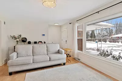 6101 W 127th Street, Palos Heights, IL 60463 - Photo 2