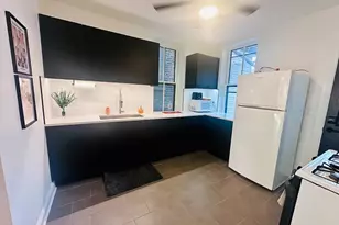 2014 N Oakley Ave, Chicago, IL 60647 - Photo 8