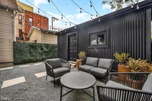 2014 N Oakley Ave, Chicago, IL 60647 - Photo 16