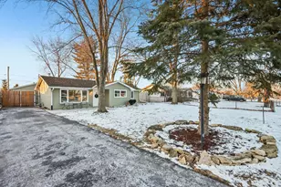 16511 W 147th Pl, Lockport, IL 60441 - Photo 2