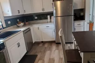 16511 W 147th Pl, Lockport, IL 60441 - Photo 8