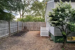 7624 Westview Ln, Woodridge, IL 60517 - Photo 26