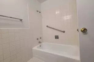 [Address not provided], Chicago, IL 60613 - Photo 14