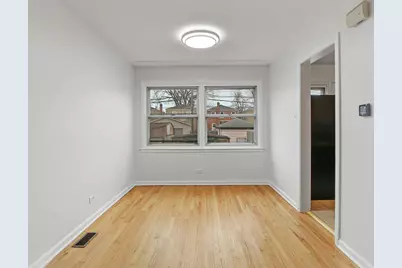 6521 N Kedzie Avenue, Chicago, IL 60645 - Photo 2