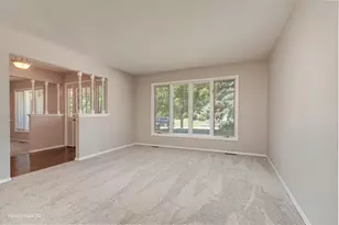 804 Manchester St, Naperville, IL 60563 - Photo 4