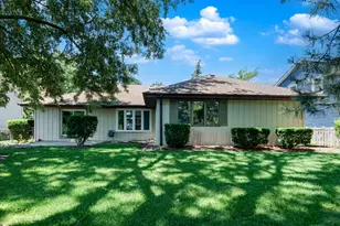 804 Manchester St, Naperville, IL 60563 - Photo 24