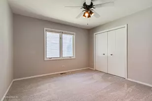 804 Manchester St, Naperville, IL 60563 - Photo 14