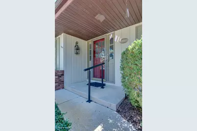 804 Manchester Street, Naperville, IL 60563 - Photo 2