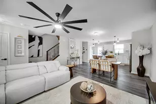 713 Wild Prairie Point, Hampshire, IL 60140 - Photo 2