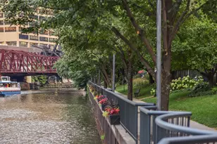 501 N Clinton St, Chicago, IL 60654 - Photo 38