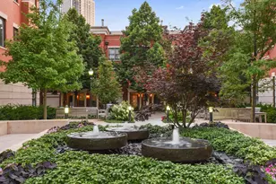 501 N Clinton St, Chicago, IL 60654 - Photo 40