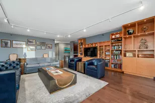 501 N Clinton St, Chicago, IL 60654 - Photo 4