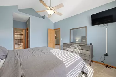 5680 Cambridge Way, Hanover Park, IL 60133 - Photo 18