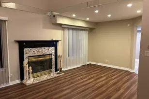 194 N Clare Ct, Wood Dale, IL 60191 - Photo 6