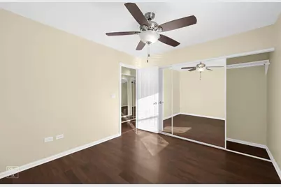 1030 Brunswick Harbor Lane #1030, Schaumburg, IL 60193 - Photo 8