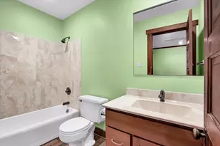 410 W Illinois St, Urbana, IL 61801 - Photo 10
