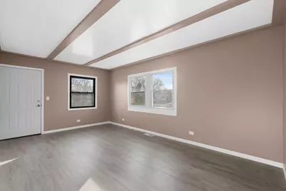 1614 North Avenue, Round Lake Beach, IL 60073 - Photo 8