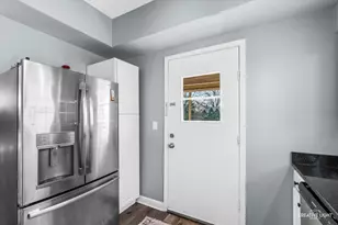 1344 W Galena Blvd, Aurora, IL 60506 - Photo 12