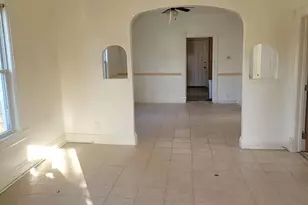 2043 Asbury Ave, Evanston, IL 60201 - Photo 12