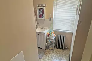 2043 Asbury Ave, Evanston, IL 60201 - Photo 8