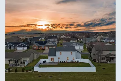 2745 Sedona Drive, Normal, IL 61761 - Photo 2