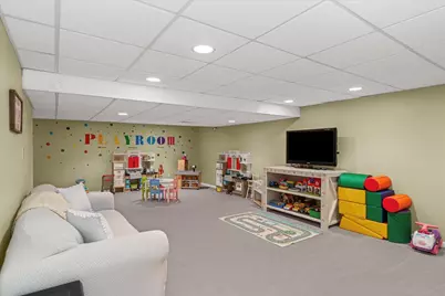 11111 Huron Drive, Spring Grove, IL 60081 - Photo 14