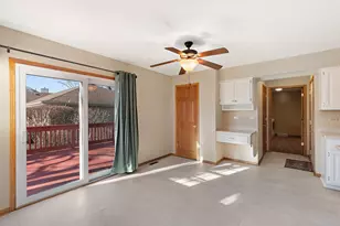 613 McDivitt Dr, New Lenox, IL 60451 - Photo 16