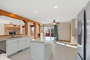 613 McDivitt Dr, New Lenox, IL 60451 - Photo 12