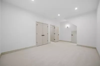 4908 N Austin Avenue, Chicago, IL 60630 - Photo 20