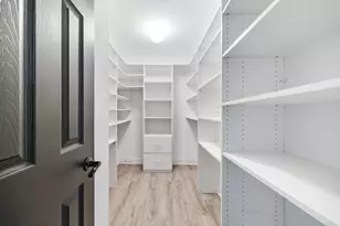 7730 Dempster St, Morton Grove, IL 60053 - Photo 26