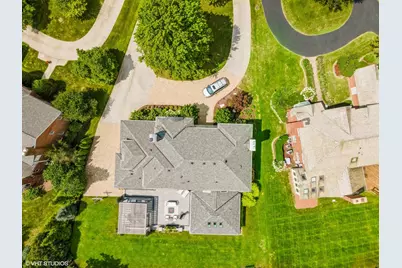 124 Saint Francis Circle, Oak Brook, IL 60523 - Photo 46