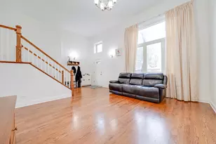 2049 W 34th St, Chicago, IL 60608 - Photo 6