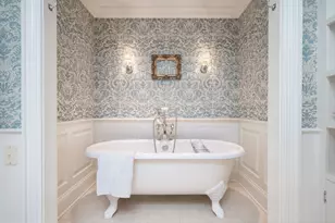 55 E Elm St, Chicago, IL 60611 - Photo 22