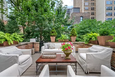 55 E Elm Street, Chicago, IL 60611 - Photo 18