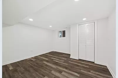 7832 S Paxton Avenue, Chicago, IL 60649 - Photo 36